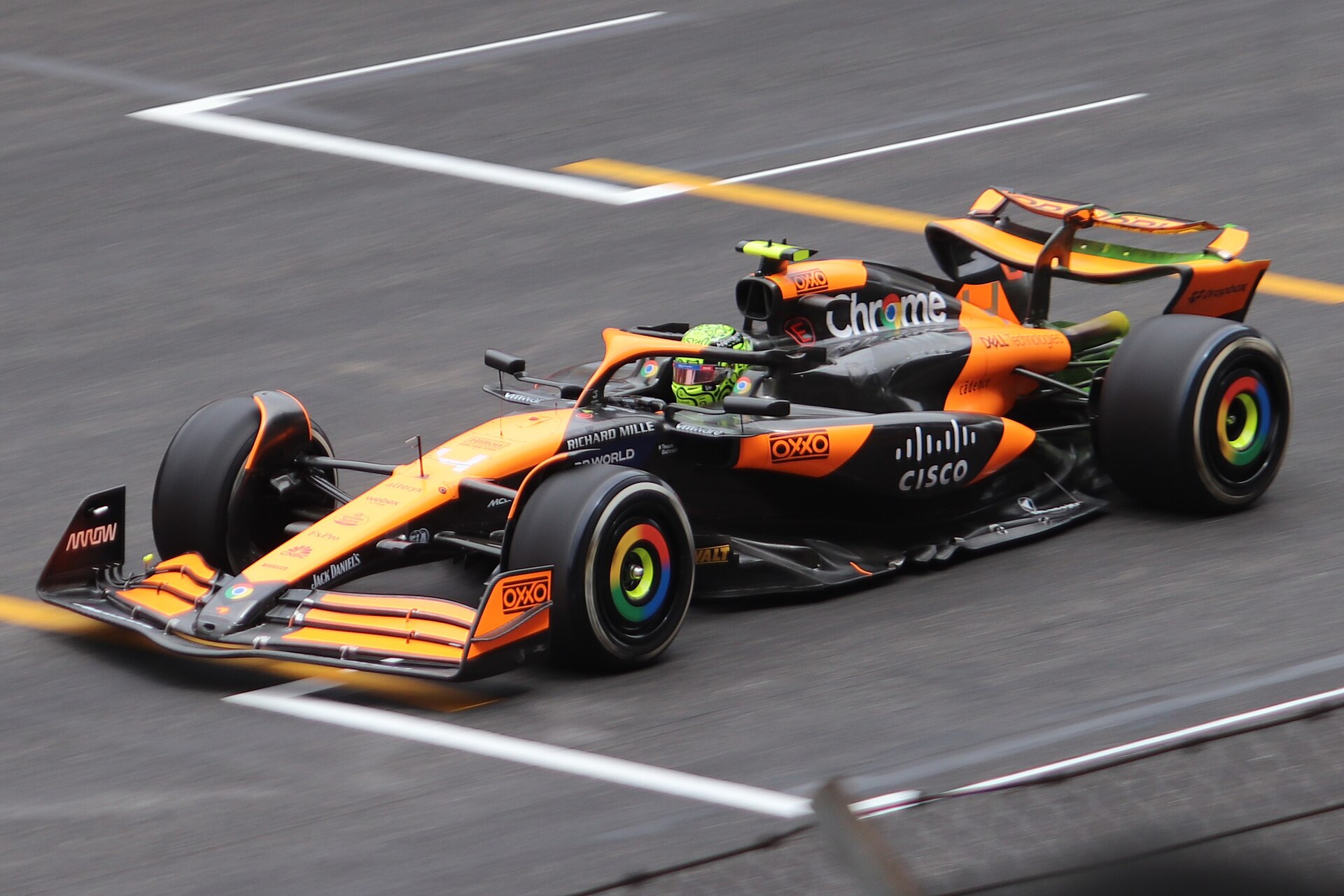 Archiv: Lando Norris beim Grand Prix von China 2024.